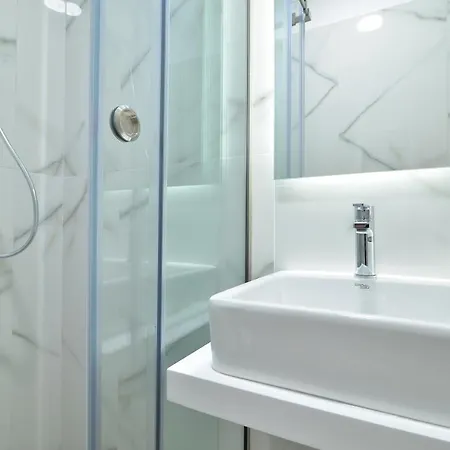 Aparthotel Niel Apartments, Panel Hospitality Homes &