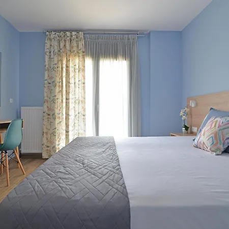 Aparthotel Niel Apartments, Panel Hospitality Homes & *
