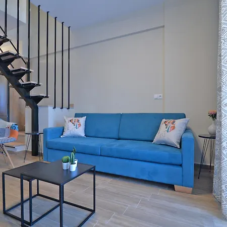 Niel Apartments, Panel Hospitality Homes & *