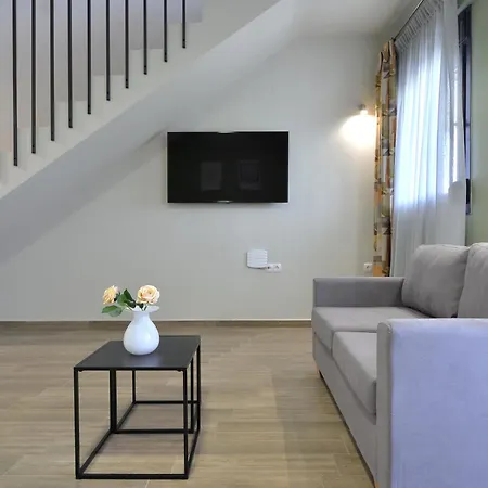 Niel Apartments, Panel Hospitality Homes & Leptokarya (Pieria)