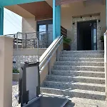 Ξενοδοχείο με διαμερίσματα Niel Apartments