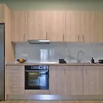 Ξενοδοχείο με διαμερίσματα Niel Apartments 4*