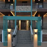 Niel Apartments 4* Λεπτοκαρυά
