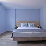 Ξενοδοχείο με διαμερίσματα Niel Apartments