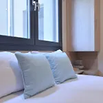 Niel Apartments 4*
