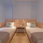 Niel Apartments 4*