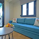 Ξενοδοχείο με διαμερίσματα Niel Apartments