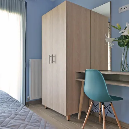 Aparthotel Niel Apartments, Panel Hospitality Homes & *