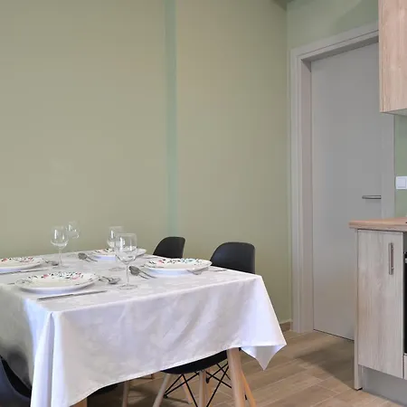 Niel Apartments, Panel Hospitality Homes &