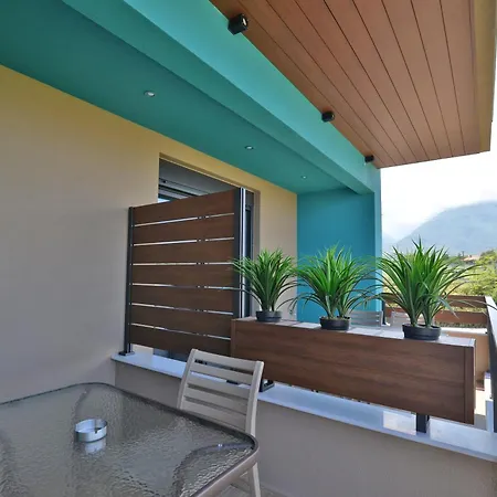 Niel Apartments, Panel Hospitality Homes & Leptokaryá
