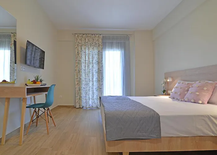 Niel Apartments, Panel Hospitality Homes &