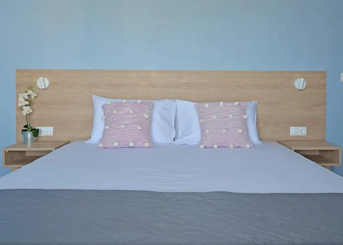 Niel Apartments, Panel Hospitality Homes & 4*