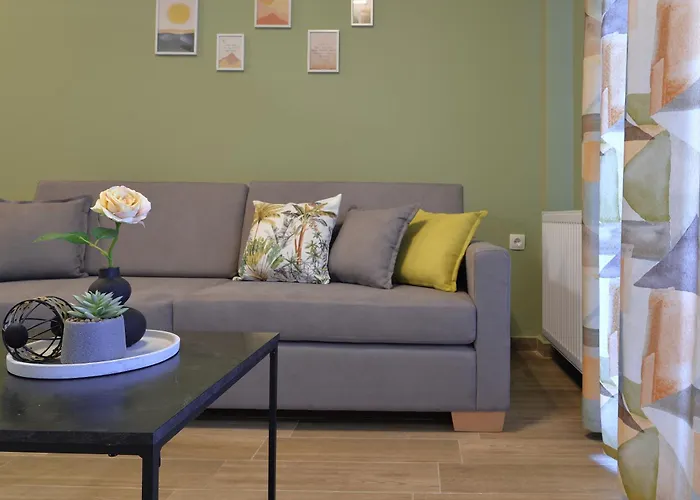 Niel Apartments, Panel Hospitality Homes & 4*